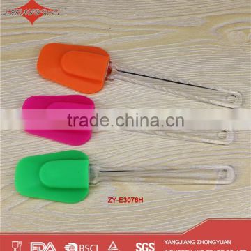 Newest best selling silicone spatula with plastic handle