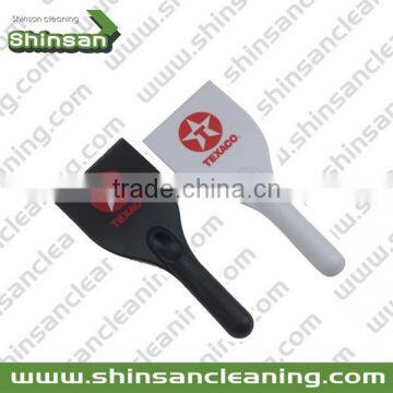2017 fashionable plastic snow car ice scraper for promotion/custom ice scrapers/car cleaning ice snow scraper