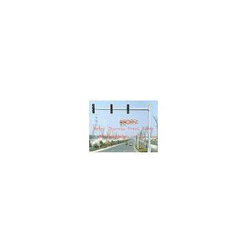 Traffic signal pole