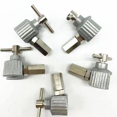 Push button grease coupler/connector PT1/8