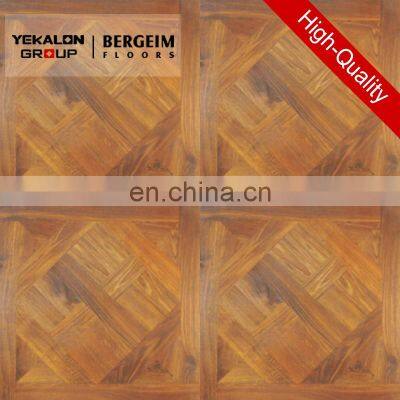 Bergeim Floors Multi-Layer Engineered Oak Chevron Unfinished Parquet Flooring photo-2