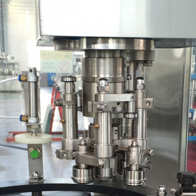 High-Speed Beer Filling Line With 99.9% Filling Accuracy for Commercial Use photo-5