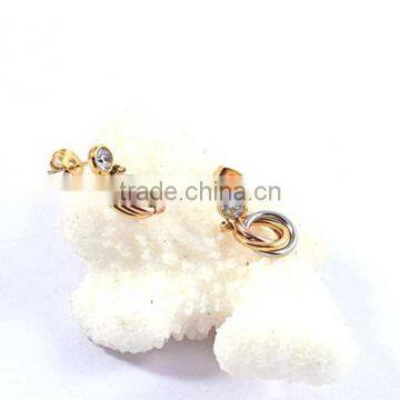 Simple Gold Earring Designs for Women photo-3