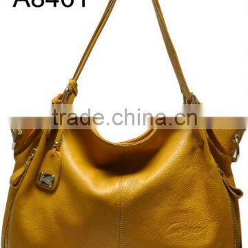 New Arrival ! The fashion and casual China Lady genuine leather handbags of 2011