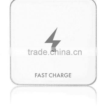 Handsome Appearance Desktop Wireless Charger Mobile Power Bank 5000mah photo-2