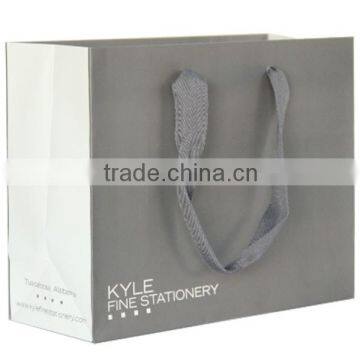 Classical luxury jewelry shopping bag