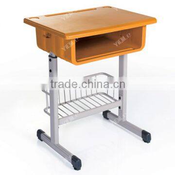 School Furniture of Children Study Desk and Chair Set in Classroom