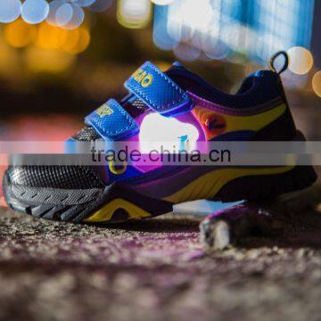 Fashion Cartoon Children Sport Light Shoes Sneakers Sample Had for Boys Girls, Kids Light Sport Shoes Brand From China photo-5