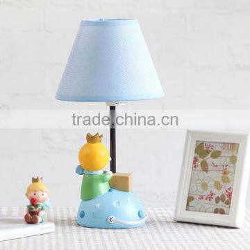 Creative Cartoon Children Reading Prince Shaped Resin Led Table Lamp