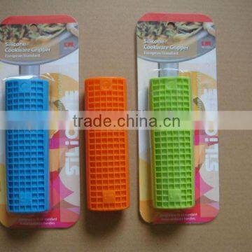 Silicone Pan Handle Covers photo-3
