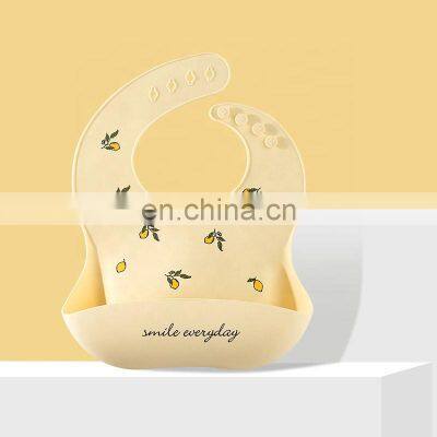 Soft Water Proof Cute U-Shape Silicone Baby Bibs photo-3