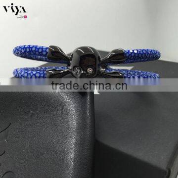 2016 Width Latest Charm Genuine Leather Bracelet Stainless Steel Black Skull Clasps Blue Stingray Bracelet