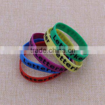 Custom colorful silicone wristbands/rubber bracelets for anniversary gifts                        
                                                                                Supplier's Choice