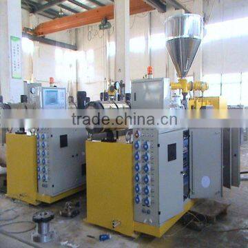 Parallel twin screw extruder