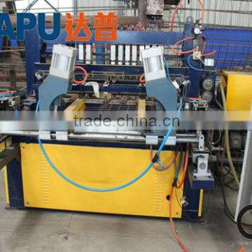 Chicken cage mesh welding machine