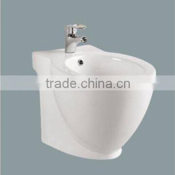 Small Bathroom Ceramic Bidet