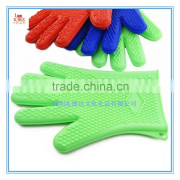 Wholesale high quality silicone gloves use for BBQ or Oven or Camping, Protect Your Hands And Avoid Accidents