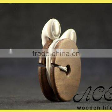 Wooden Earphone Holder photo-2