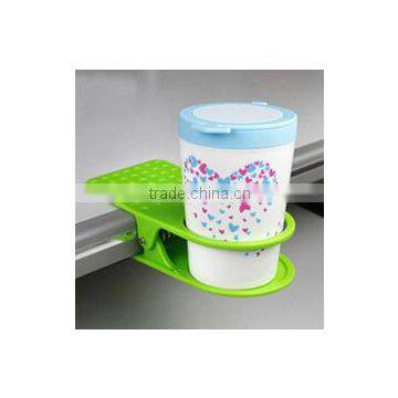 Creative Cup / Bottle Holder Clip used for Desk or Table , Mixed colors