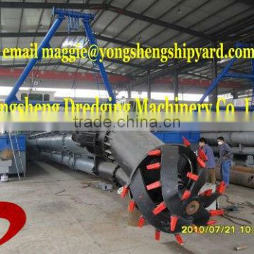 pump suction dredging vessel with hydraulic system