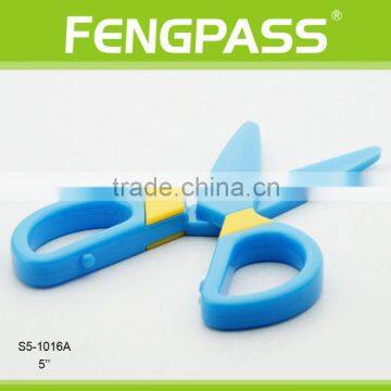 S5-1016A 5 Inch Plastic Material Zinger Scissors photo-3