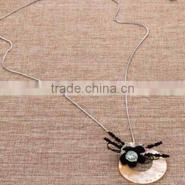 Zm35139a European Style Women Jewelry Fashion Shell Pendant Necklace photo-3