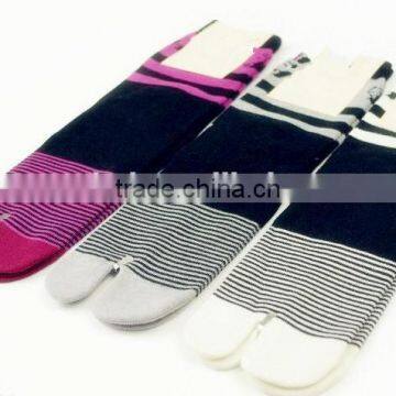 Japanese fashion two toes tube socks