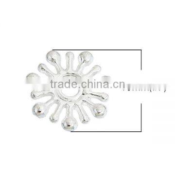 Wholesale Silver Plated Zinc Based Alloy Christmas Snowflake Metal Spacer Beads photo-2