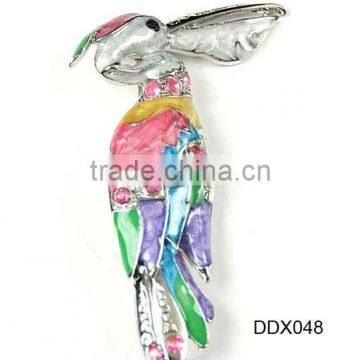 Parrot brooches pin ,cheap animal sharped brooches with pin cheap ,costume brooch with rhinestone