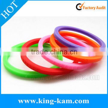 glow in the dark silicone wristbands