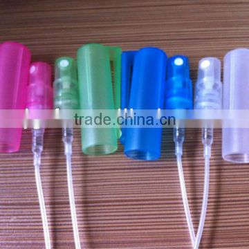 mist sprayer with plastic cap