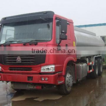 Sinotruk HOWO 6X4 Oil tank truck for sale in Indonesia