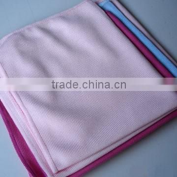 Glass microfiber cleaning cloth