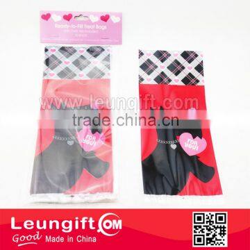 Valentine Treat Bag Bright Dog 20 plastic cellophane treat bags with 20 black twist-ties