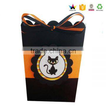 Retail wire pillow box with bow