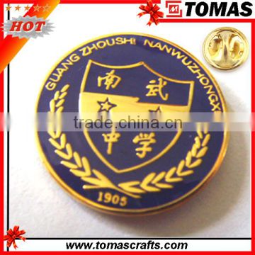 Nice price custom logo metal school badge