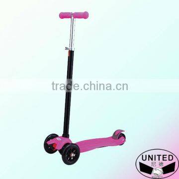 2013 Fashion New Folding Kick Scooter 4 Wheel Kids Foot Scooter