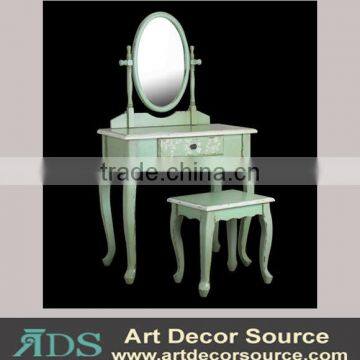 Antique dressing table set with mirror