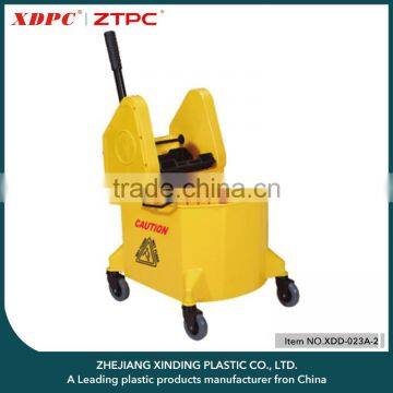 30L Plastic wringer mop bucket