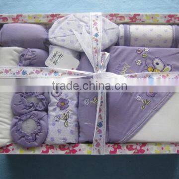 Wholesale Fashion Design New Born Baby Gift Set With 100% Cotton