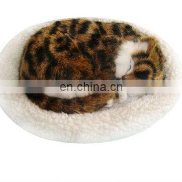 2014 Top New Fashion simulation animal breathing cat shaking tail cat