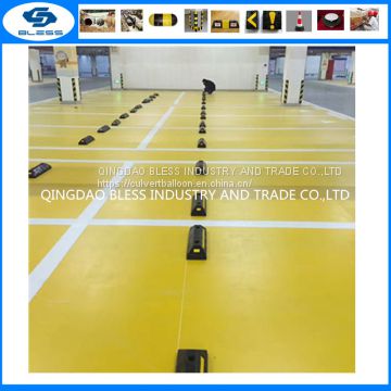 Made in China Parking Safety Reflective Rubber Wheel Stopper  1650*140*100mm exported to Singapore America Canada