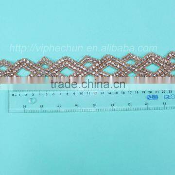 HC4810-1 Hechun Fashion Wholesale Diamond Bridal Diamond Crystal Trim for Wedding Dress photo-4