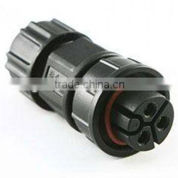 4 sockets ip67 waterproof connector