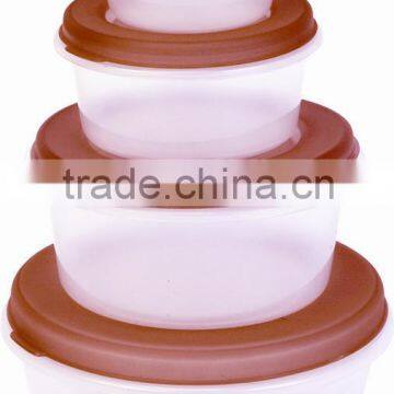 small round plastic clear food containers with lids