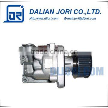 Factory price Deutz spare parts 2011 oil pump 04280165 0428 0165