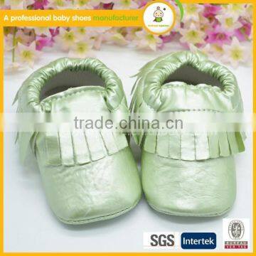 New style high quality cheap bright leather upper baby moccasins wholesale soft sole baby leather shoes