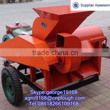 Agricultural maize sheller with diesel engine power