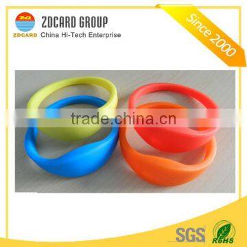 OEM Hot Sale RFID Access Control Silicone Wristband