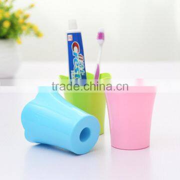 J352 Colorful Plastic Cup Fashion Portable Couples Mug Plastic Tooth Brush Cup photo-3